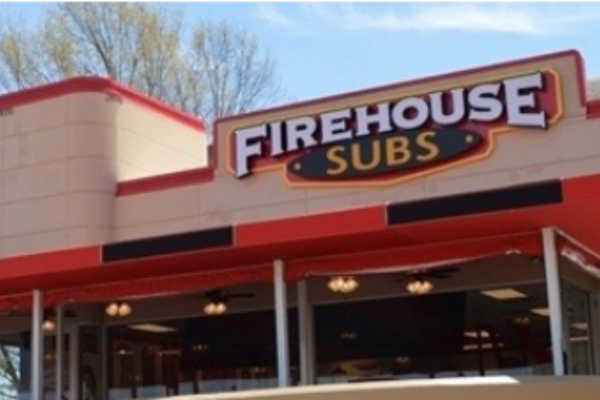 NNN DEAL SELLS ABOVE MARKET AFTER ADVICE ON TENANT LEASE